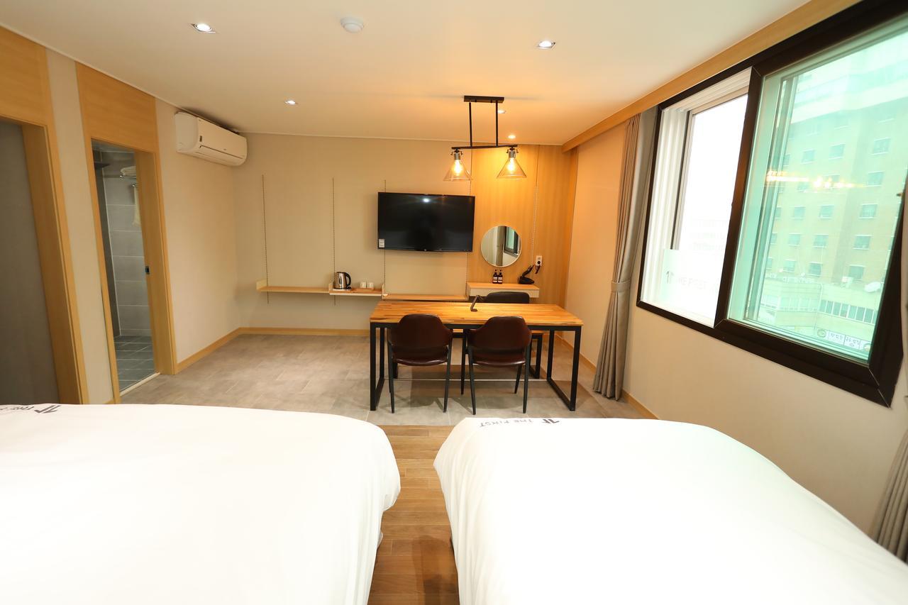 The First Hotel Changwon Luaran gambar