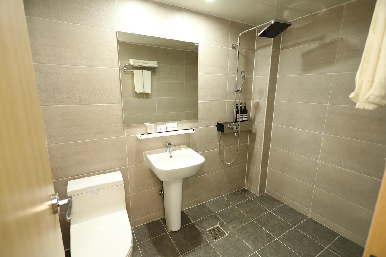 The First Hotel Changwon Luaran gambar