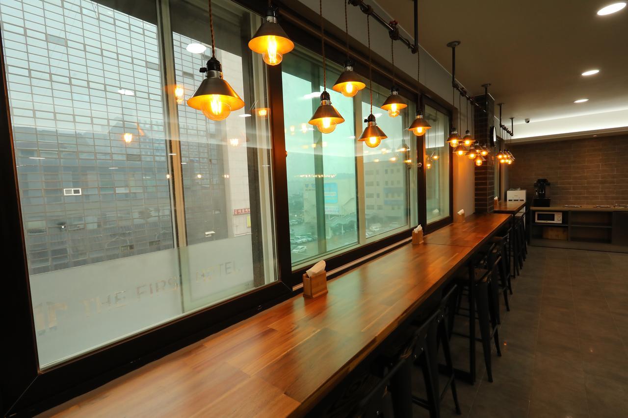 The First Hotel Changwon Luaran gambar