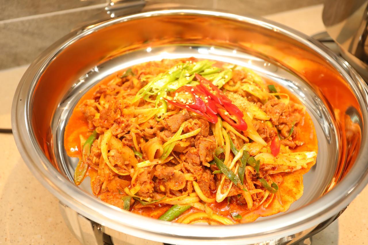 The First Hotel Changwon Luaran gambar