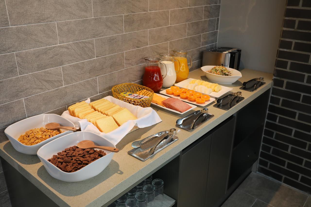 The First Hotel Changwon Luaran gambar